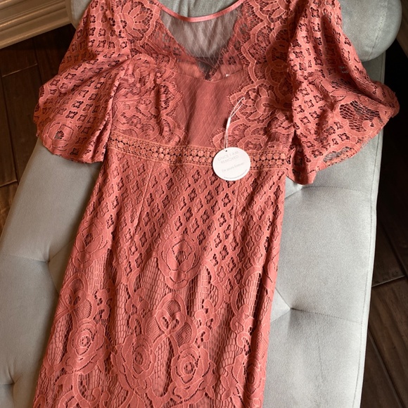 Brand new Lace mauve high low spring dress perfect for a spring wedding - Picture 2 of 5